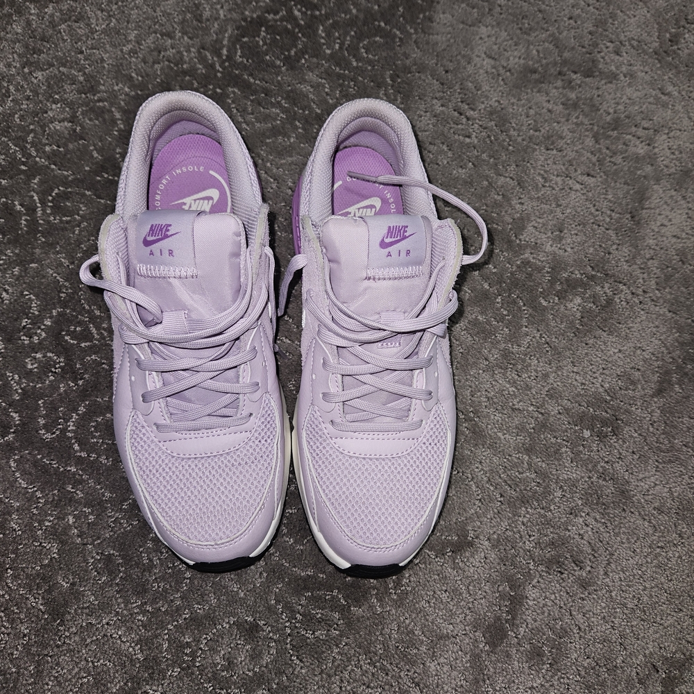 Nike Women's Lavender Air Sneakers
